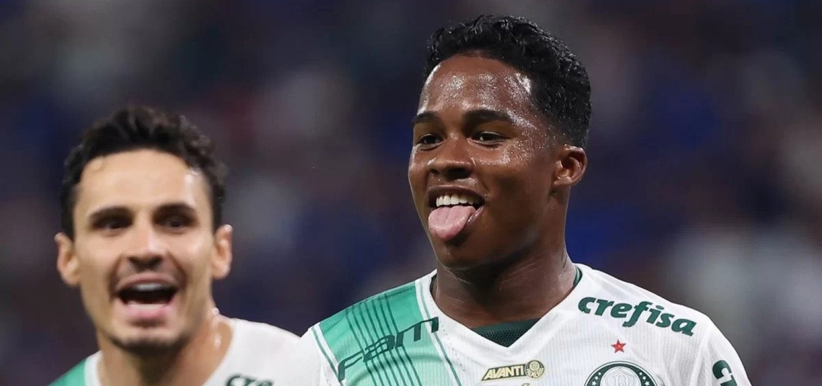 Palmeiras empata com Cruzeiro e vence o Brasileirão; Santos é rebaixado pela 1ª vez