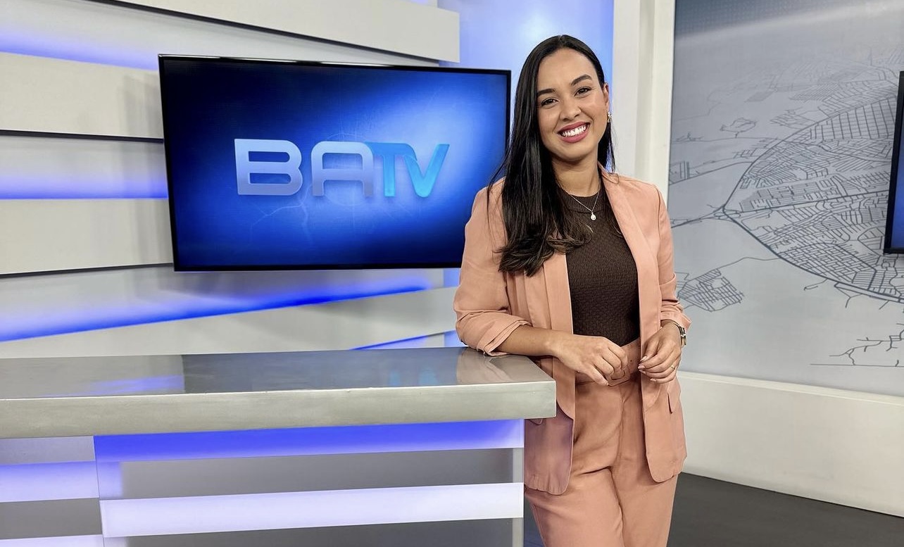 Bruna Evangelho assume apresentação do BATV 