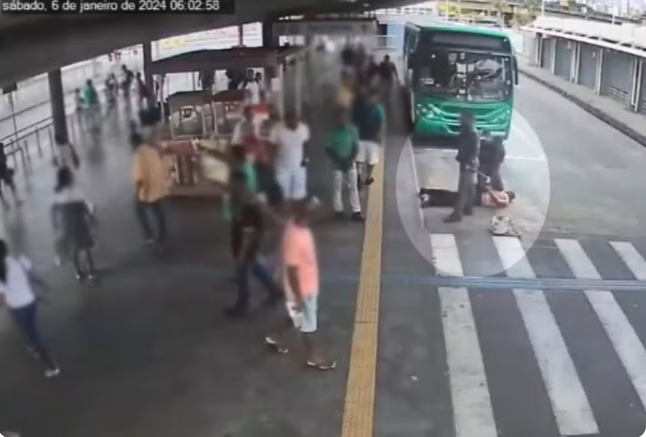 Polícia Civil investiga morte de homem após abordagem em estação de transporte na Bahia