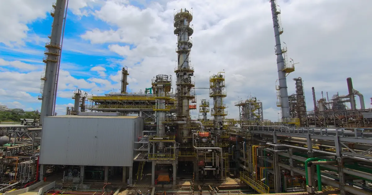 Petrobras estuda recomprar Rlam parcialmente, mas deve manter controle da refinaria com a Acelen; entenda