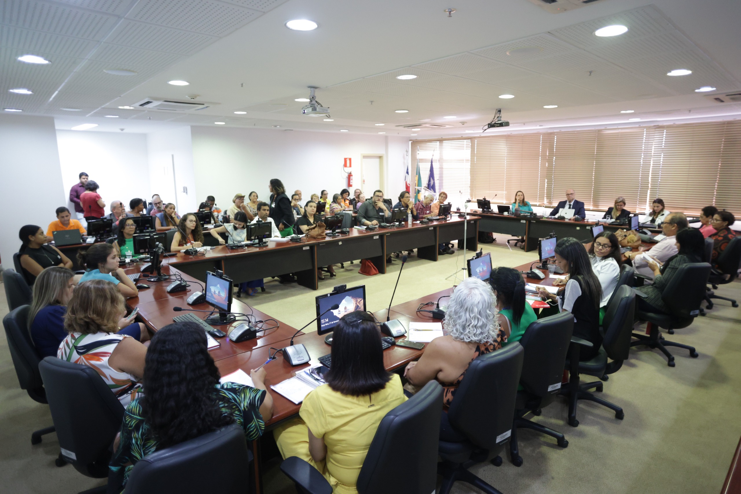 Cenário da dengue na Bahia é debatido em reunião no MP