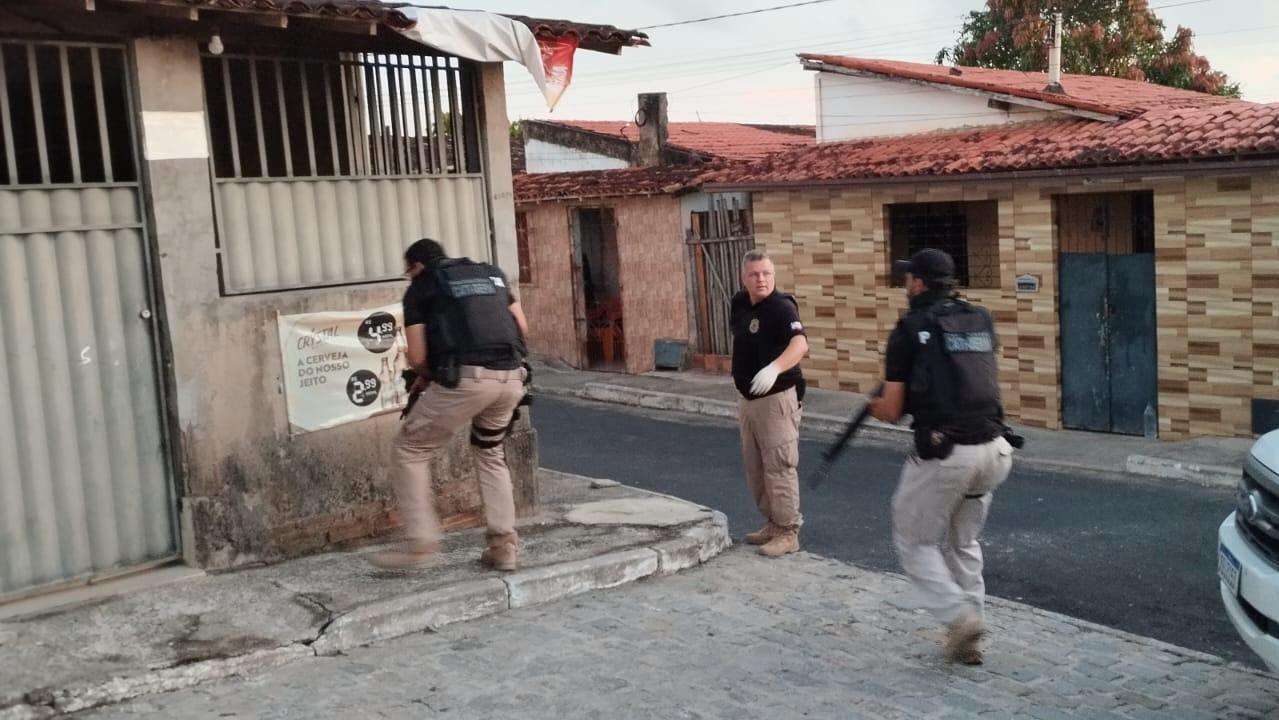 Polícia Civil cumpre mandados em Feira, Alagoinhas, Camaçari, Maetinga na Operação Hera