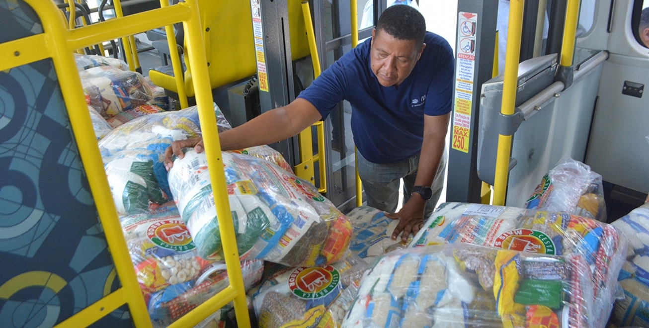 Campanha de doação de alimentos e itens de higiene atendeu mais de oito mil pessoas