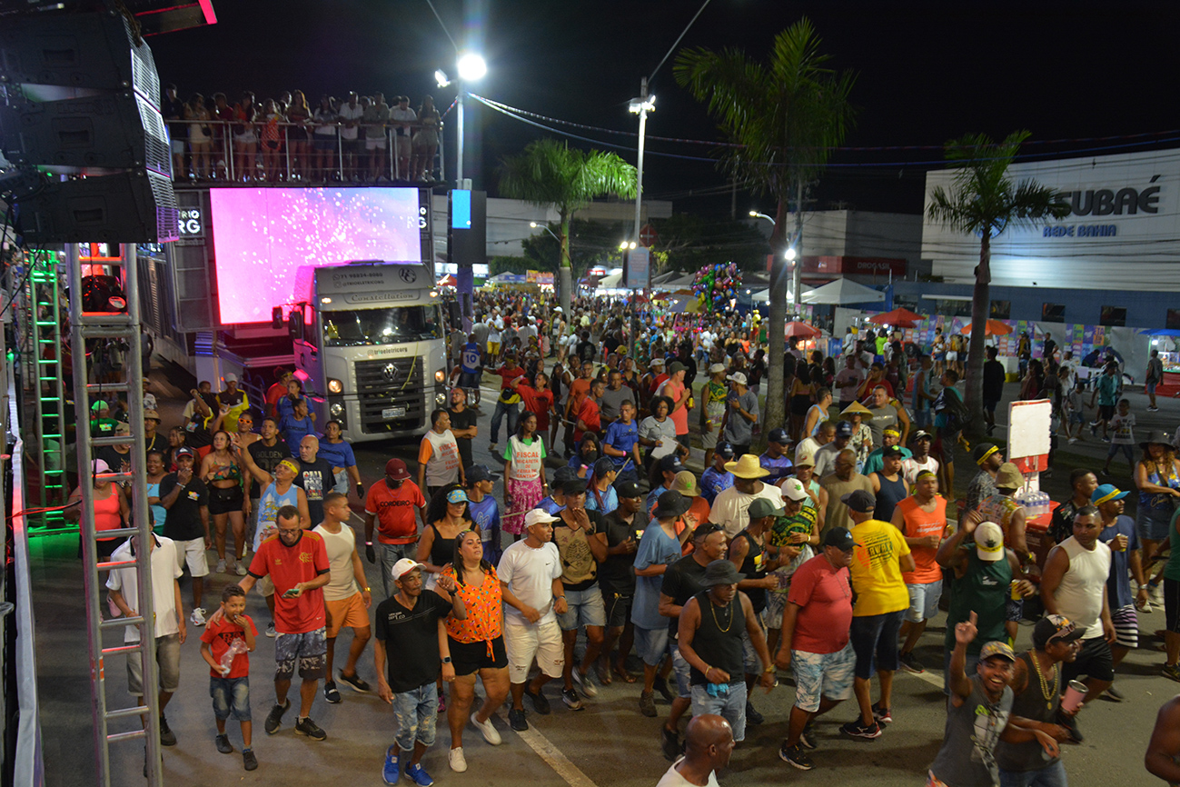 Nação chicleteira invade o Circuito Maneca Ferreira