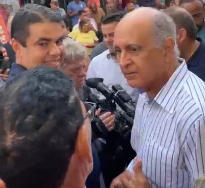 José Ronaldo expressa ‘grata surpresa’ com presença de Paulo Souto em evento de pré-candidatura