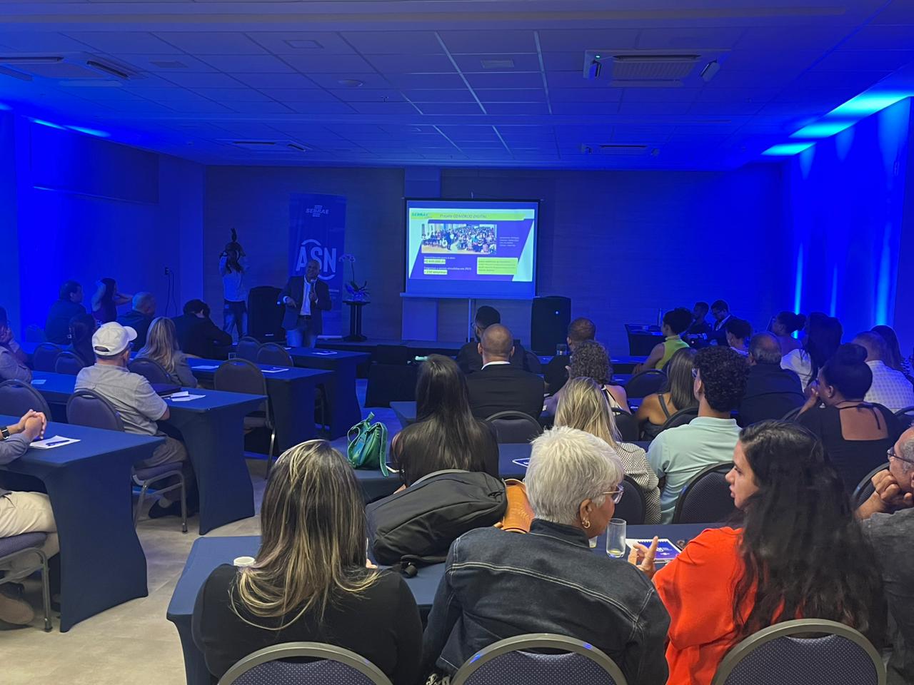 Sebrae Unbox: Comunicadores debatem empreendedorismo e inovação em Feira de Santana