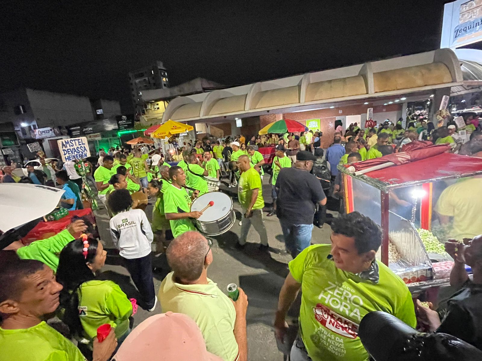 Profissionais de imprensa abrem festejos da Micareta com bloco Zero Hora