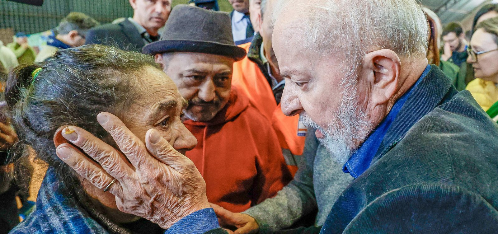 Lula anuncia auxílio de R,1 mil para moradores do RS: “todo mundo vai ter sua casinha”