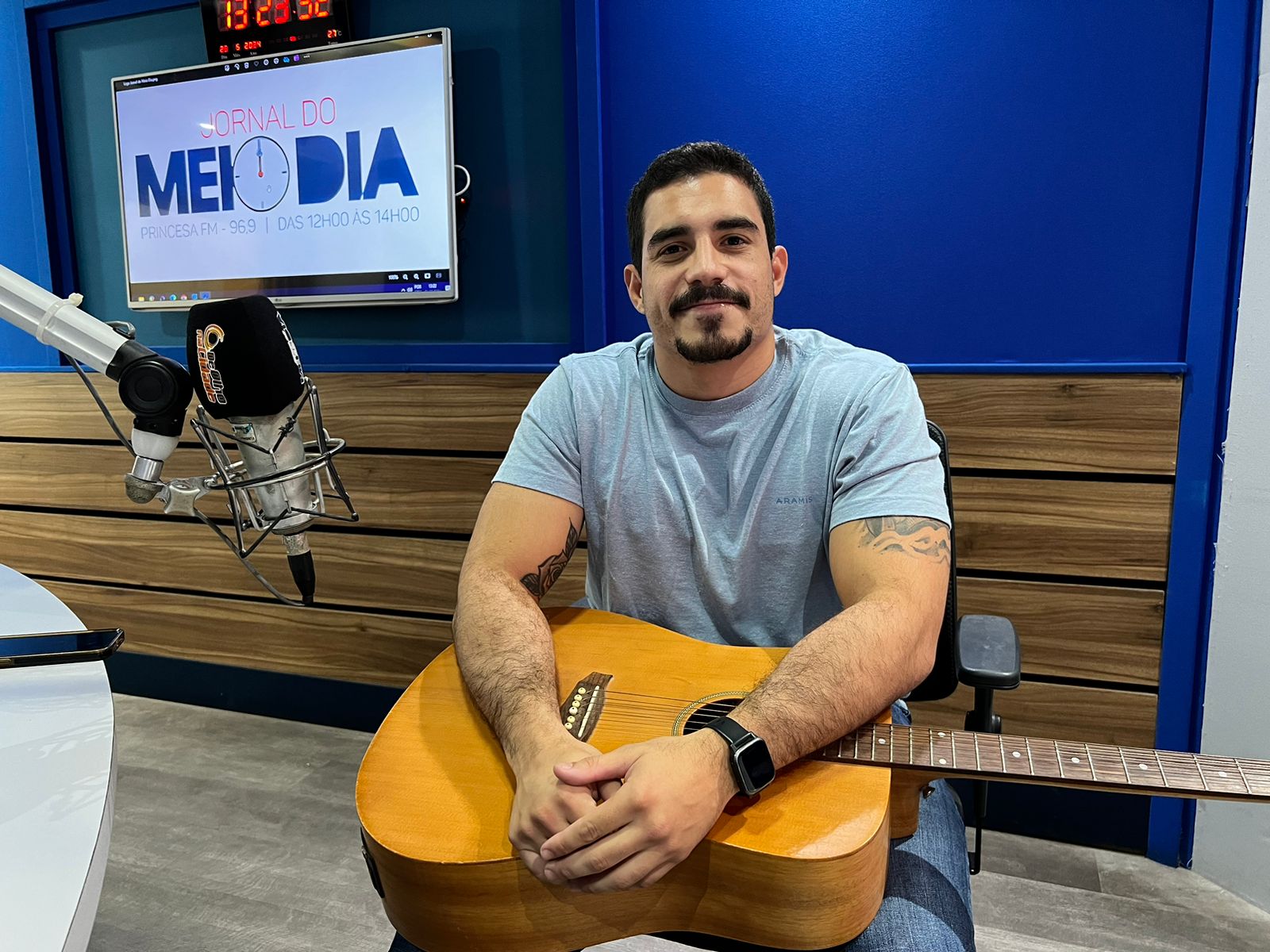 Canta Lacerda: músico feirense une melodias e emoções em novo EP