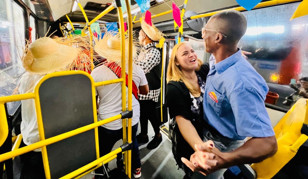 BRT em Feira vira palco do autêntico forró pé-de-serra