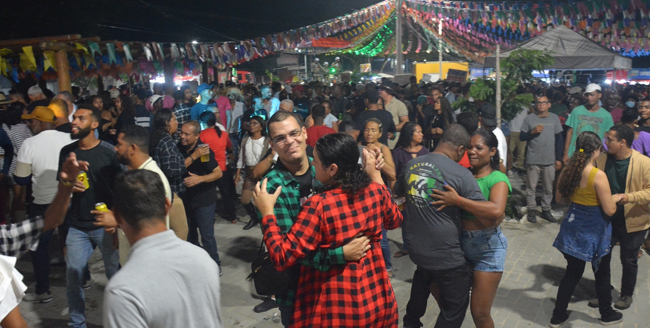 Clima familiar e de festa do interior marcam São Pedro de Jaíba