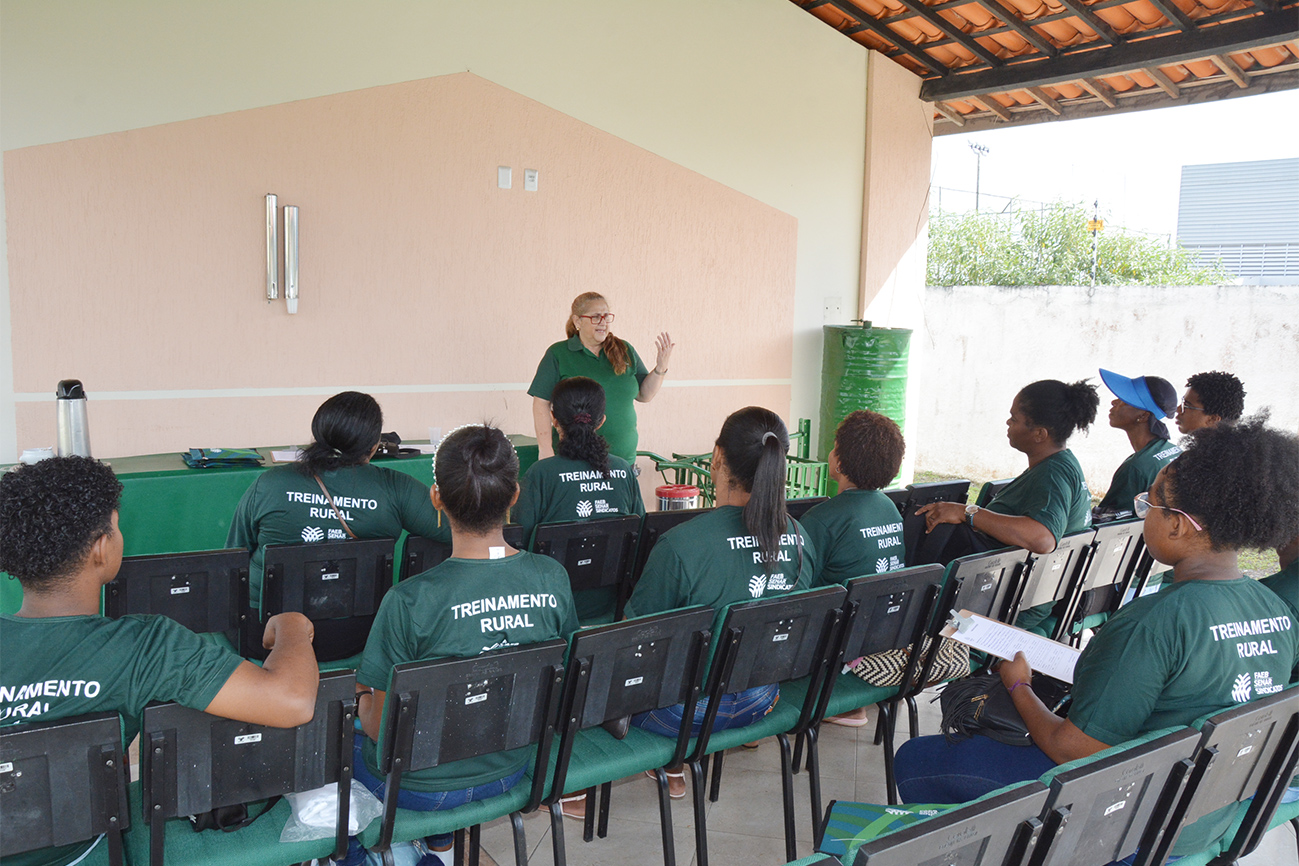 Parceria entre Secretaria de Juventude e Senar Bahia oferta capacitação no setor agropecuário