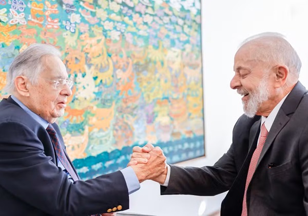 Lula se encontra com Fernando Henrique Cardoso em São Paulo