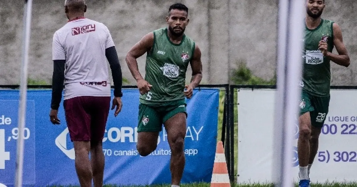 Buscando liderança, Fluminense de Feira se prepara para clássico contra o Feirense