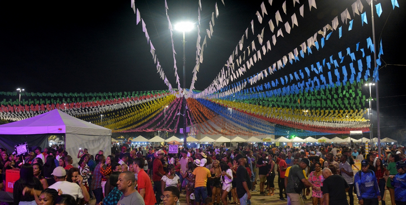 Início dos Festejos Juninos em Maria Quitéria e Tiquaruçu marcado por música e tradição