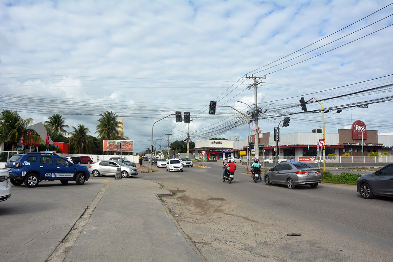 Prefeito Colbert Filho assina ordem de serviço para requalificação da Artêmia Pires