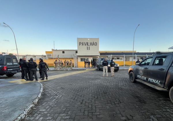 Líderes de facções são transferidos de Salvador para presídio de segurança máxima em Serrinha