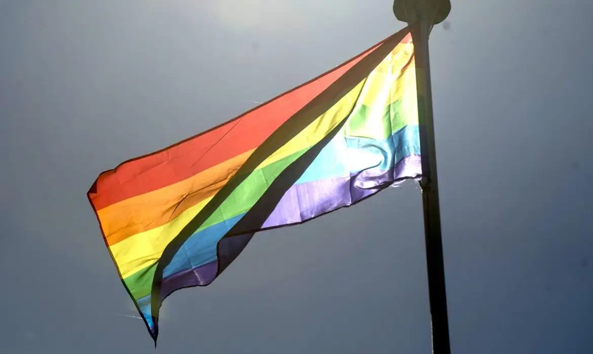 Parada LGBT+ de SP chama atenção para a política