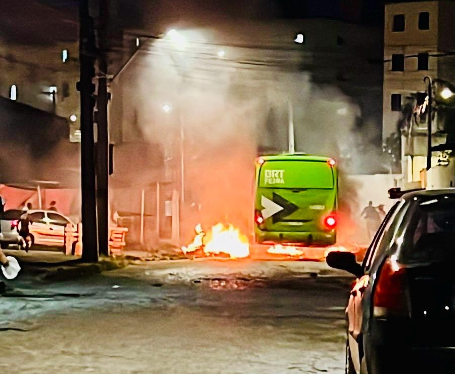 Transporte público é retomado neste sábado após incêndio a ônibus no bairro Conceição