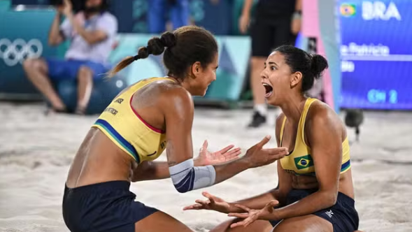 Ana Patrícia e Duda conquistam o terceiro ouro do Brasil em Paris