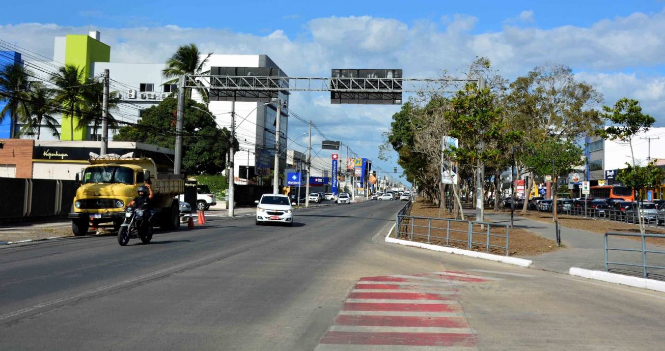 Trânsito na avenida Getúlio Vargas sofrerá alterações neste domingo para eventos esportivos