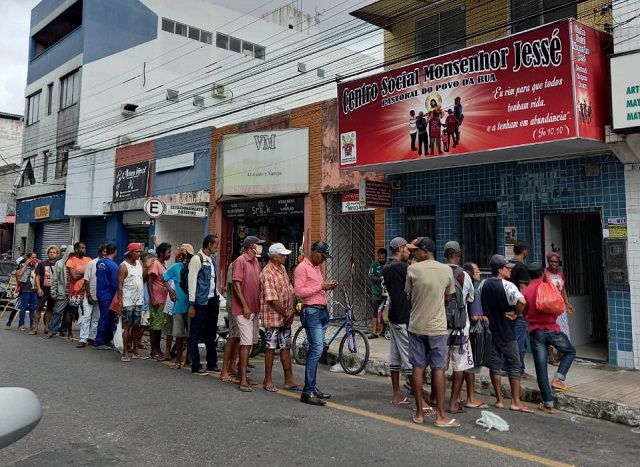 Cáritas Arquidiocesana de Feira de Santana reforça ações sociais no Dia Internacional da Caridade