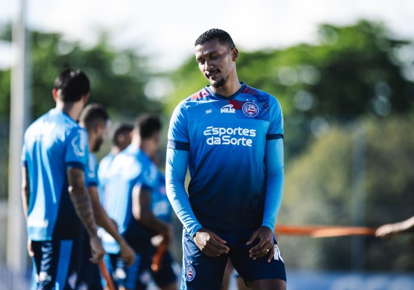 Rezende sente incômodo, não treina e é dúvida do Bahia para enfrentar o Criciúma