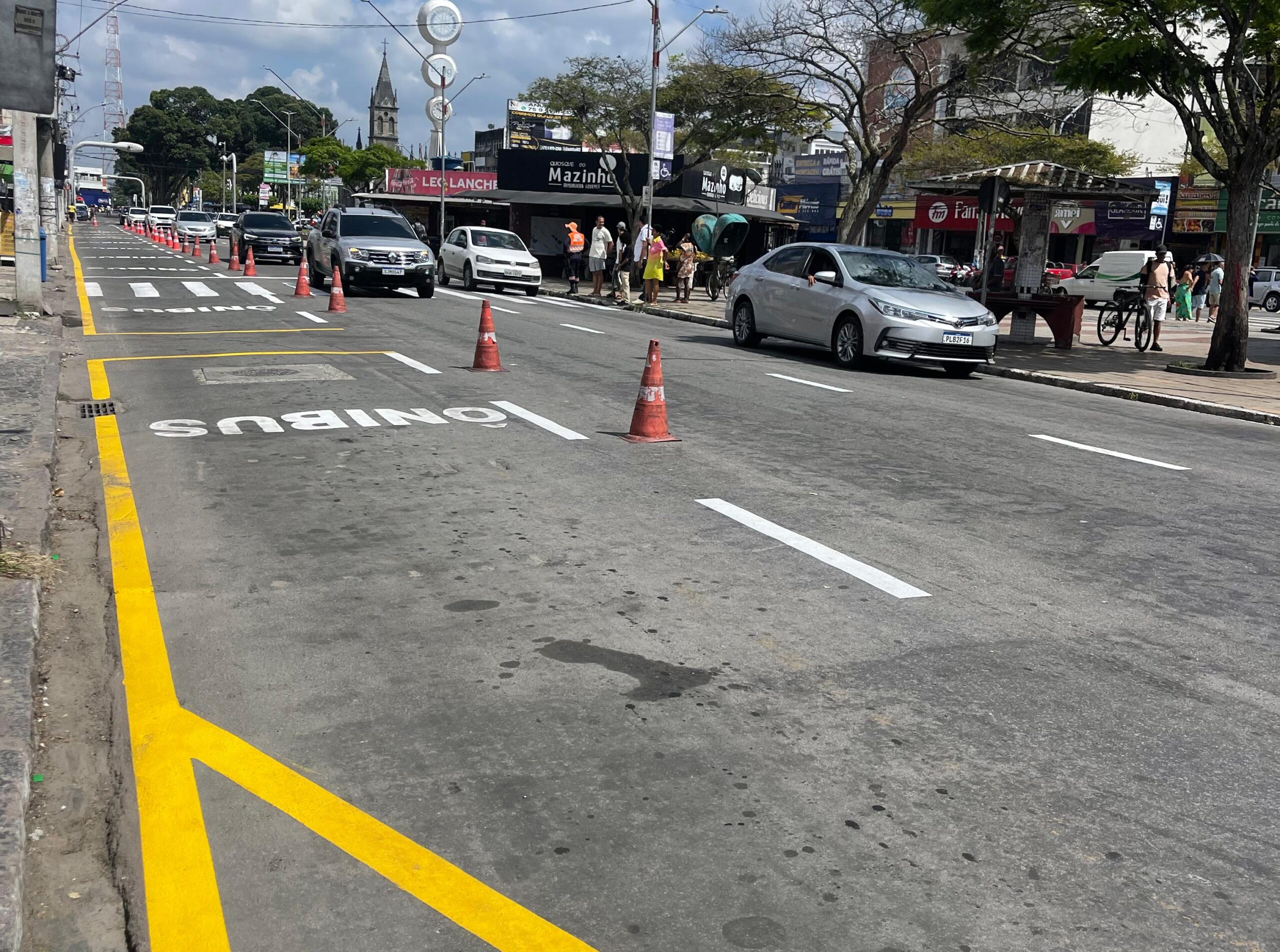 SEMOB reforça sinalização em vias exclusivas para ônibus; secretário destaca outras ações