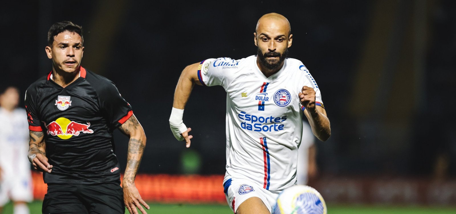 Bahia sofre gol no fim, perde para o Bragantino e mantém tabu no Nabizão