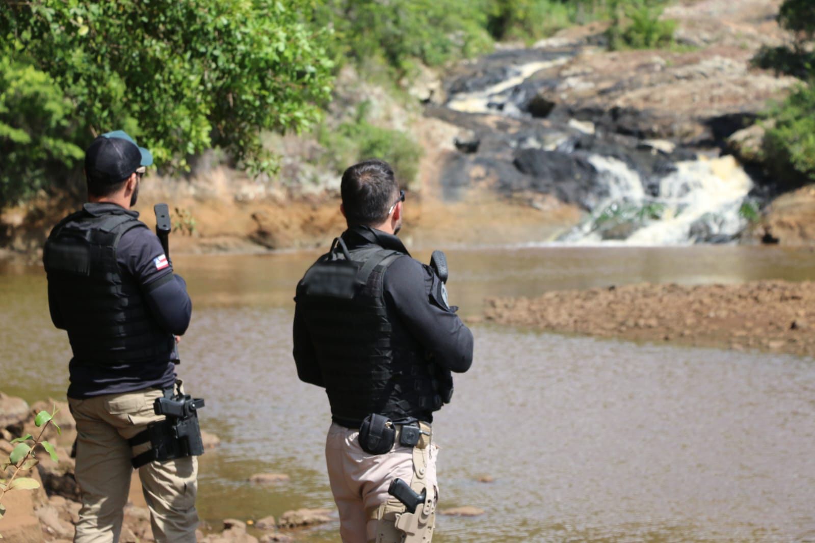 Forças da Segurança identificam criminosos que assassinaram irmãos em Arembepe