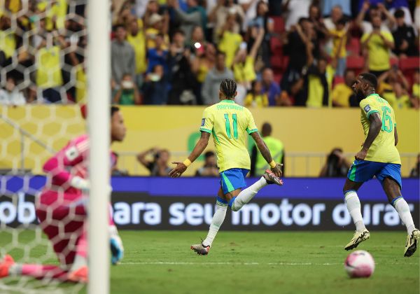 Seleção Brasileira goleia o Peru pelas eliminatórias da Copa