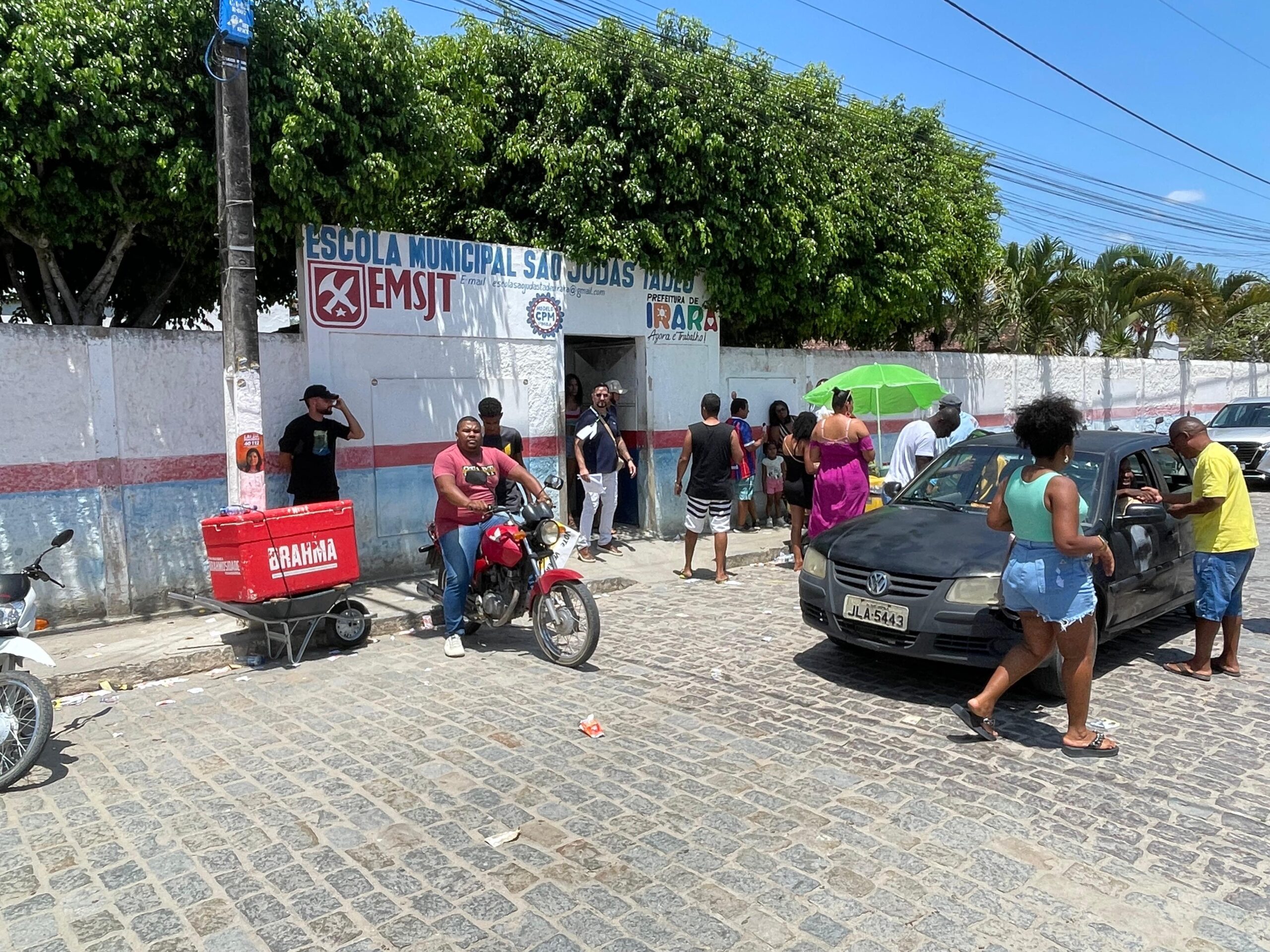 Com mais de 25 mil eleitores, Irará registra movimentação tranquila neste domingo