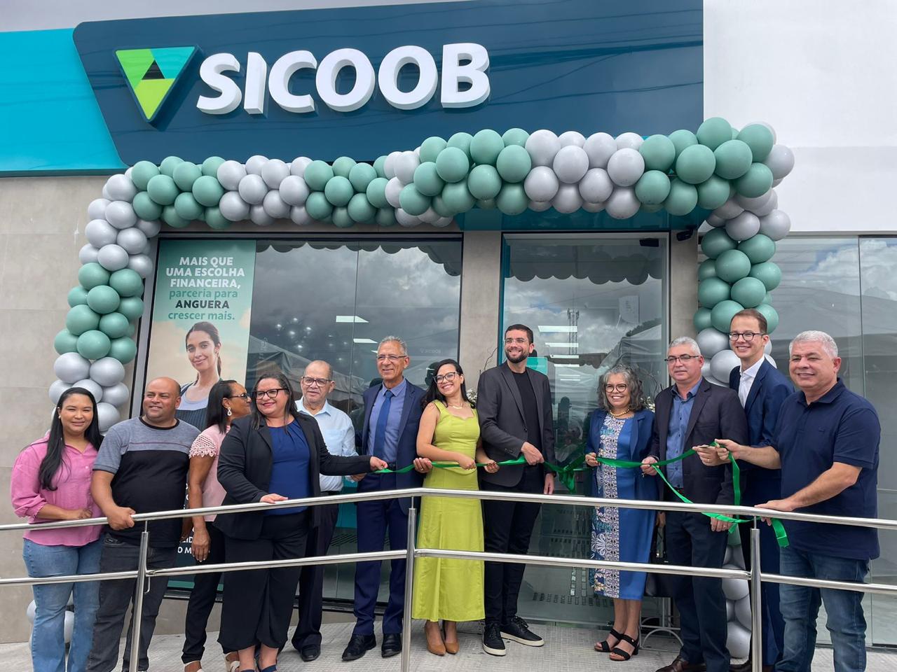 Inauguração da agência do Sicoob Coopere marca nova fase econômica em Anguera