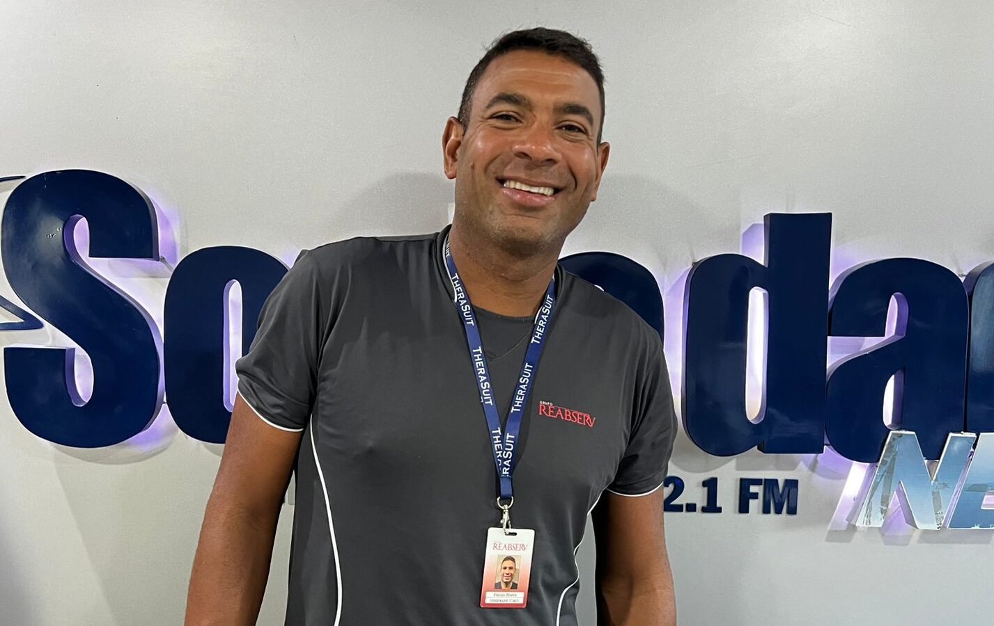 Fisioterapeuta alerta para riscos de traumas neurológicos durante festas de fim de ano