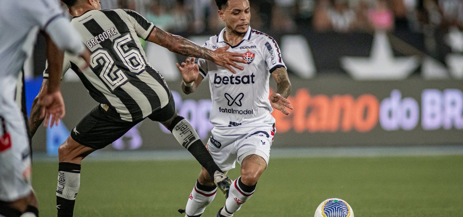 Sem desfalques, Vitória enfrenta Botafogo neste sábado