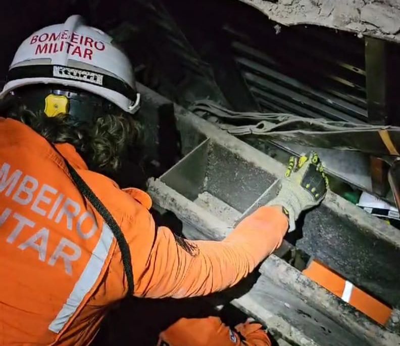 Queda de elevador deixa dois mortos em prédio de luxo em Salvador