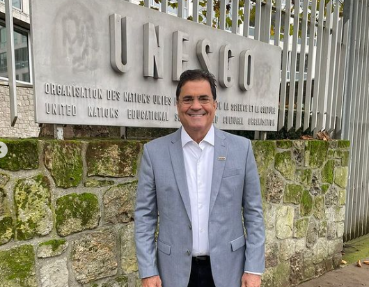 Secretário Angelo Almeida lidera missão em Paris para impulsionar parcerias e negócios entre a Bahia e a França