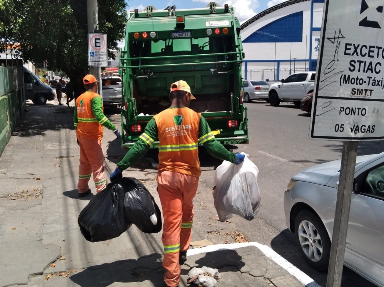 Serviço de coleta de lixo é normalizado em Feira de Santana