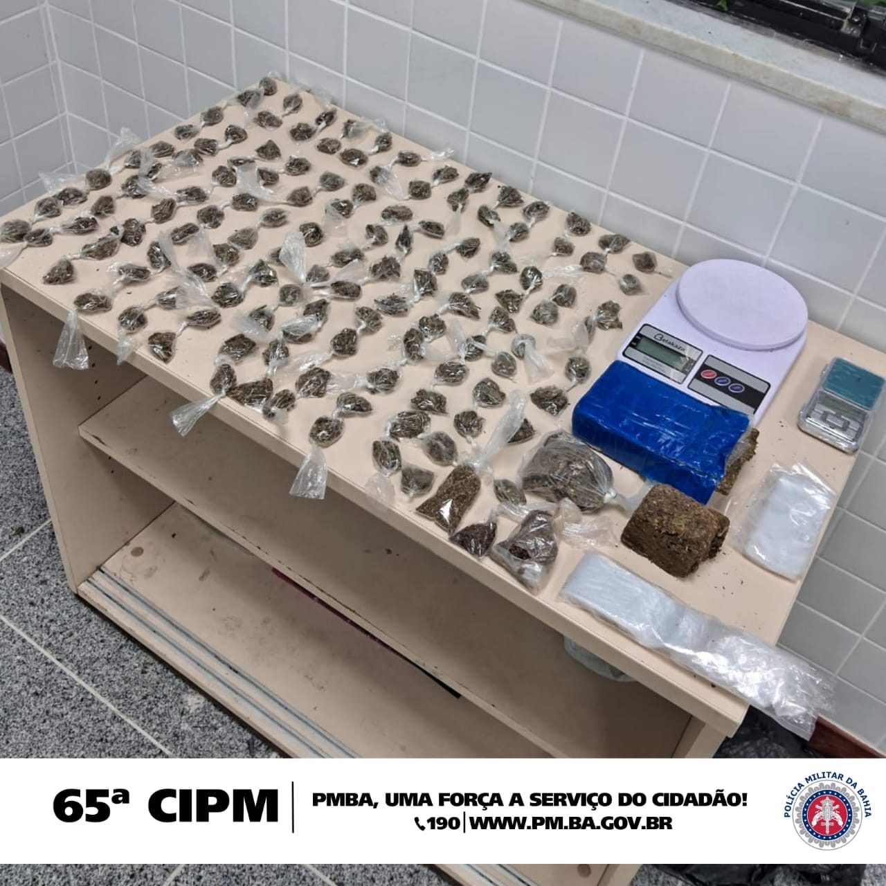 65ª CIPM apreende drogas em Feira de Santana