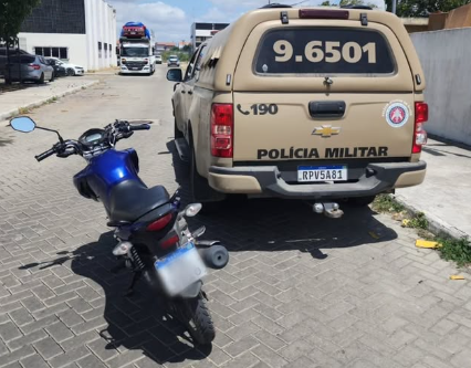 65ª CIPM recupera motocicleta roubada em Feira de Santana