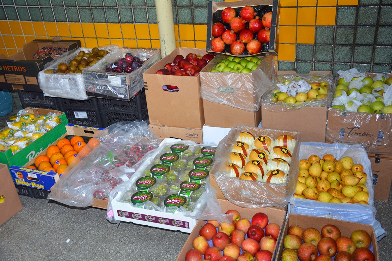 Frutas e itens para a ceia de Natal podem ser encontrados no Centro de Abastecimento