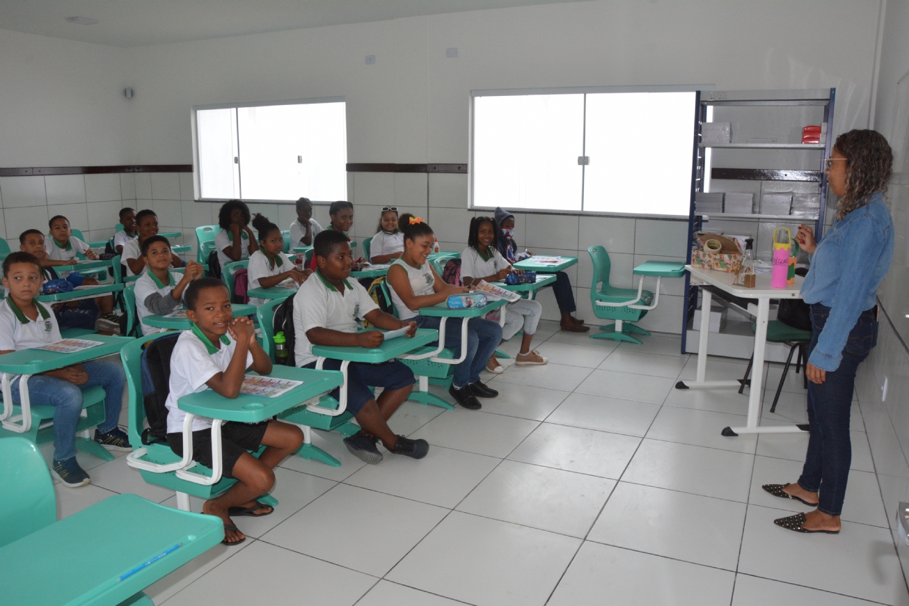 Conselho Municipal de Educação de Feira de Santana aprova calendário escolar para 2025