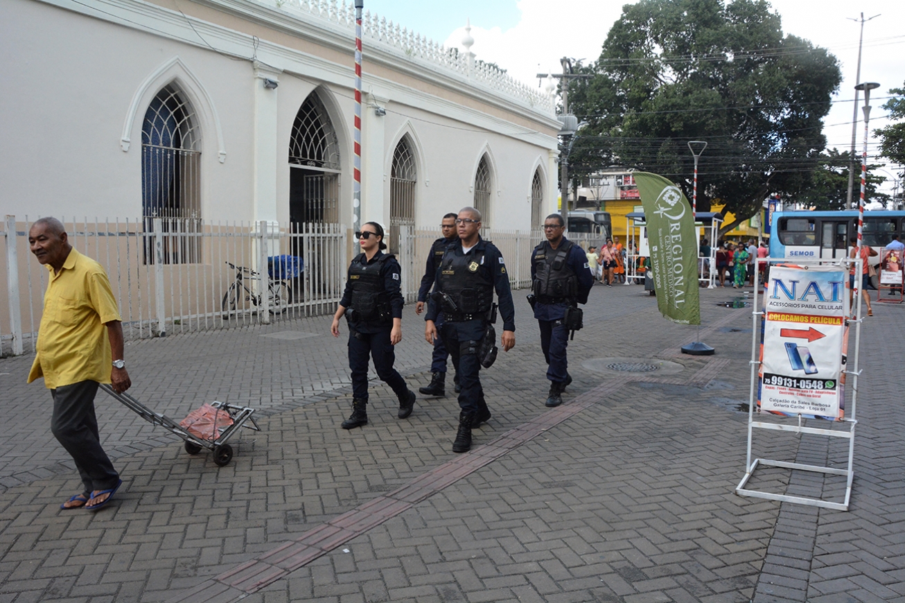 Guarda Municipal inicia Operação Natal Seguro no centro de Feira