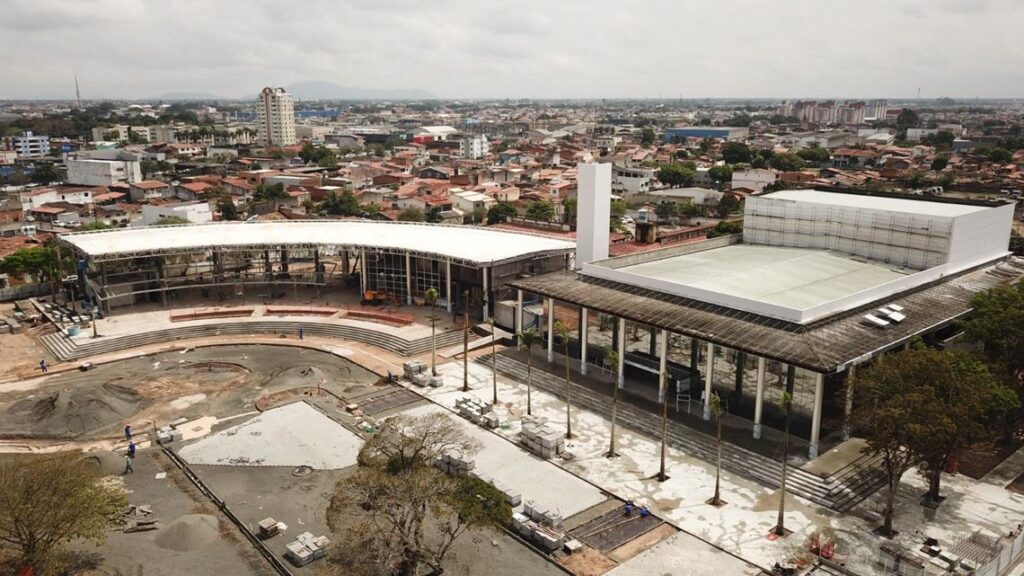 Centro de Convenções de Feira de Santana será entregue segunda-feira (16)