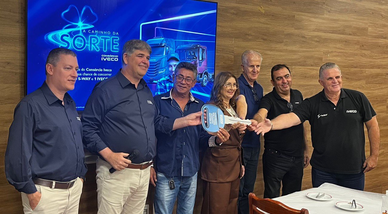 Entrega de caminhão marca evento da Gallotti Iveco em Feira de Santana