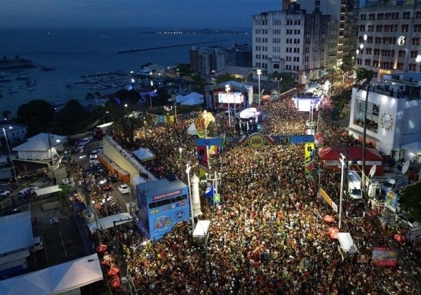 Carnaval deve movimentar R,8 bilhão na economia da capital baiana