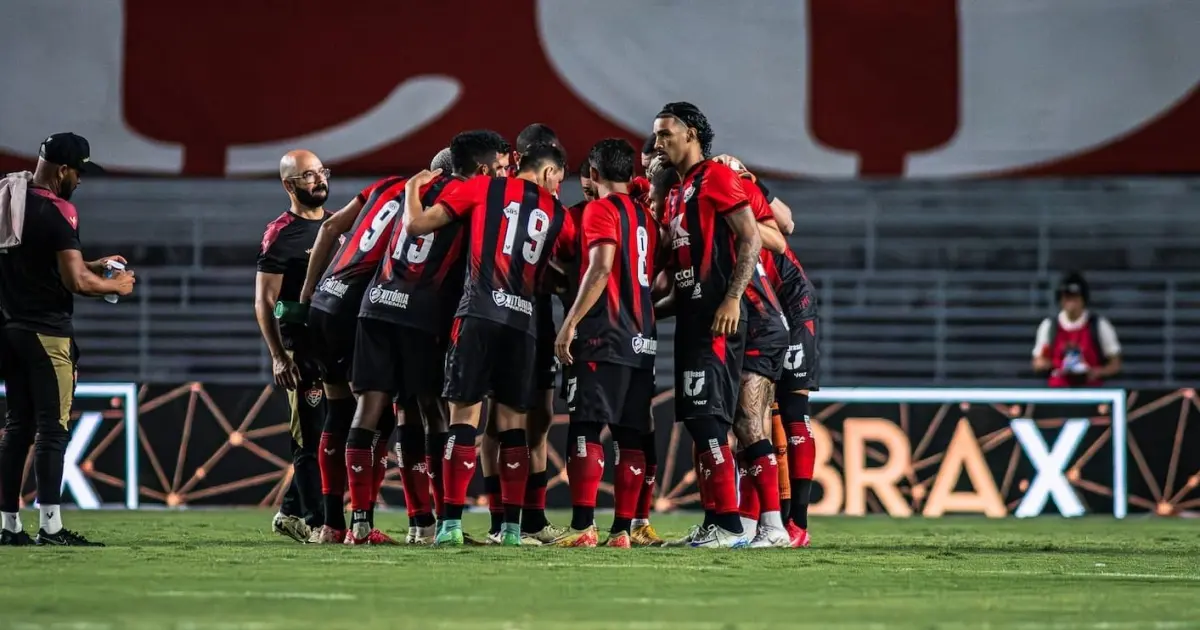 Colo-Colo x Vitória: veja prováveis escalações, horário e onde assistir