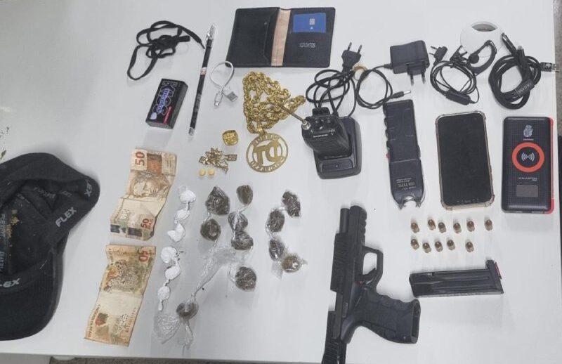 Polícia apreende drogas e arma de fogo no bairro Lagoa Salgada