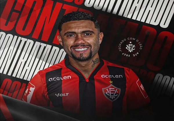 Vitória anuncia a contratação do meia-atacante Wellington Rato