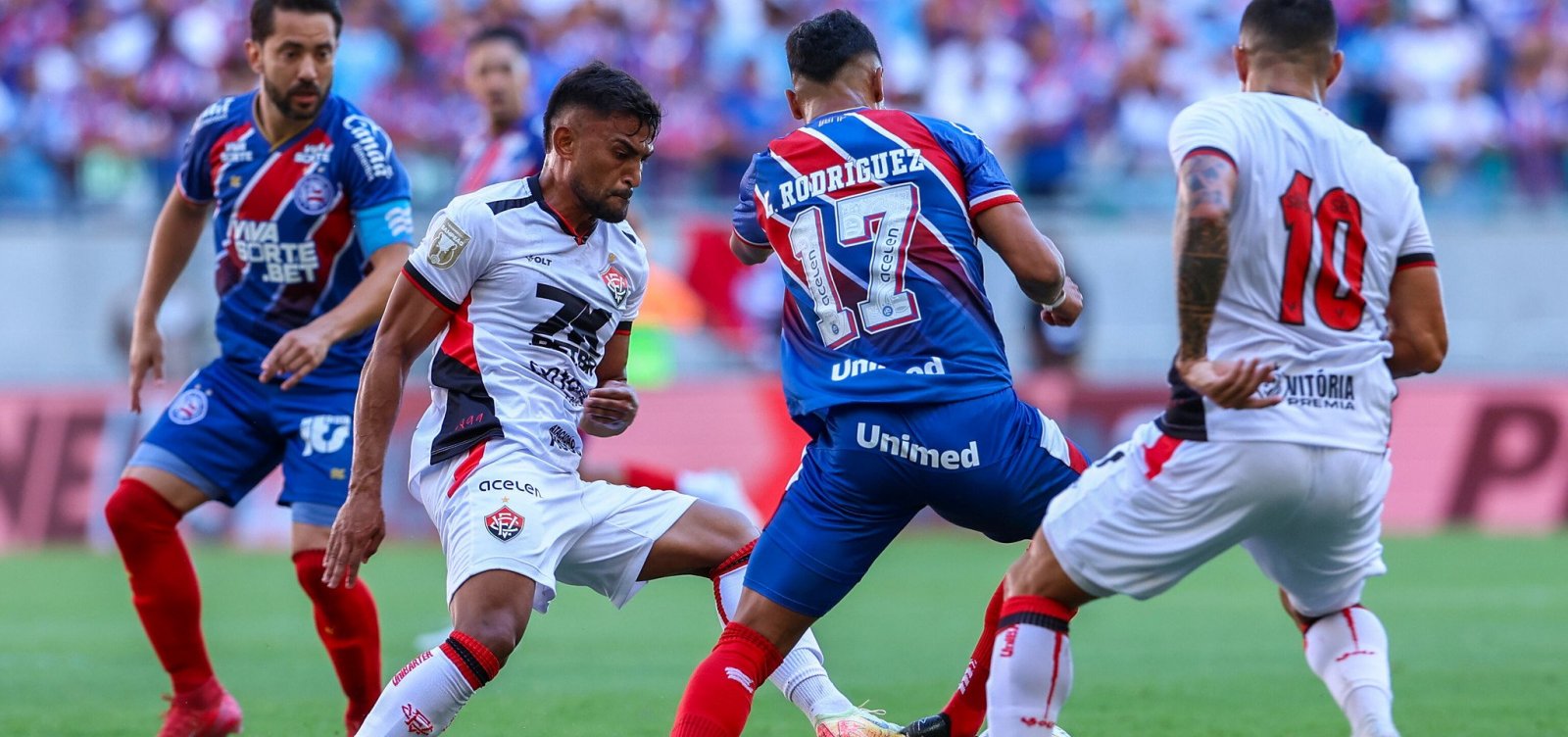 Bahia e Vitória empatam o clássico Ba-Vi 500 na Arena Fonte Nova